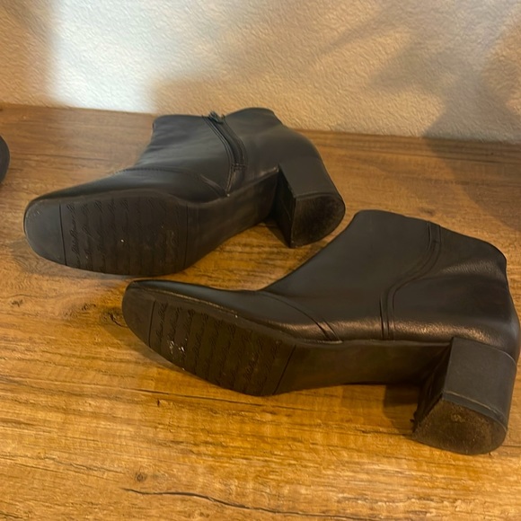 Eddie Bauer ankle boots size 8 - Picture 3 of 6